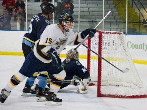 Jr. Blues Travel to Port Huron