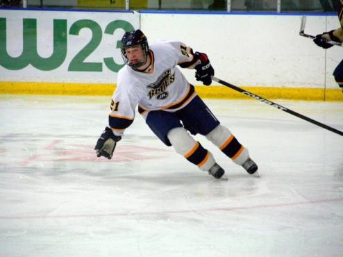 Jr. Blues Beat Soo 7-1