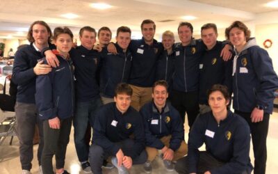 Jr. Blues Help Pass Out Meals for Thanksgiving