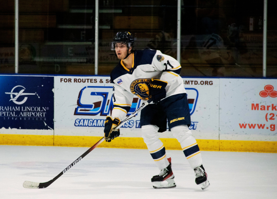 Howard Commits to Army